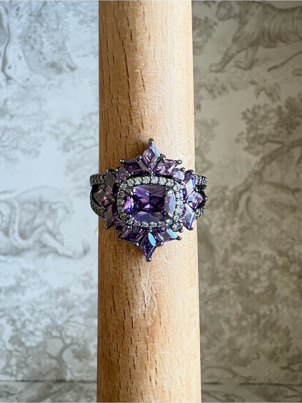 New with Tag - Bomb Party Sirens Ring - Size 9